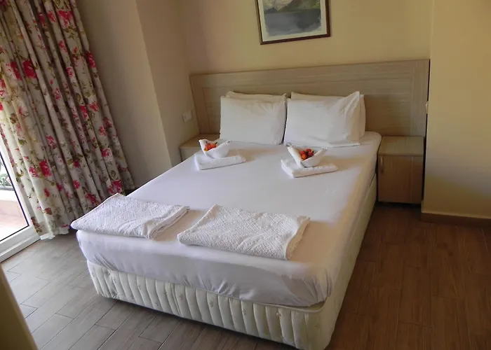 Sun Blue Aparthotel İçmeler