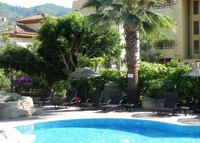 Sun Blue Lägenhetshotell 3*